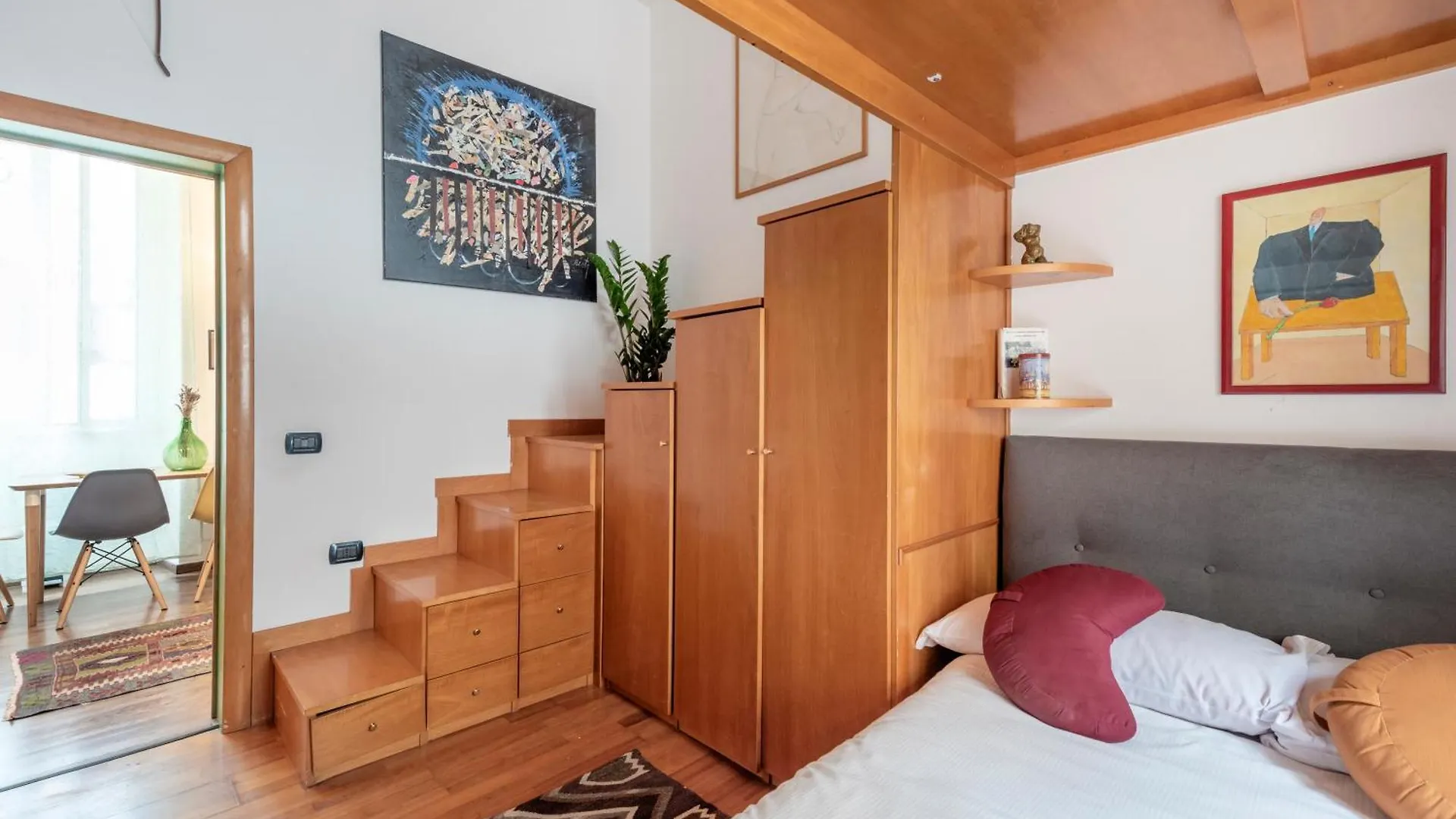 Bright Loft Rome City Center Apartment